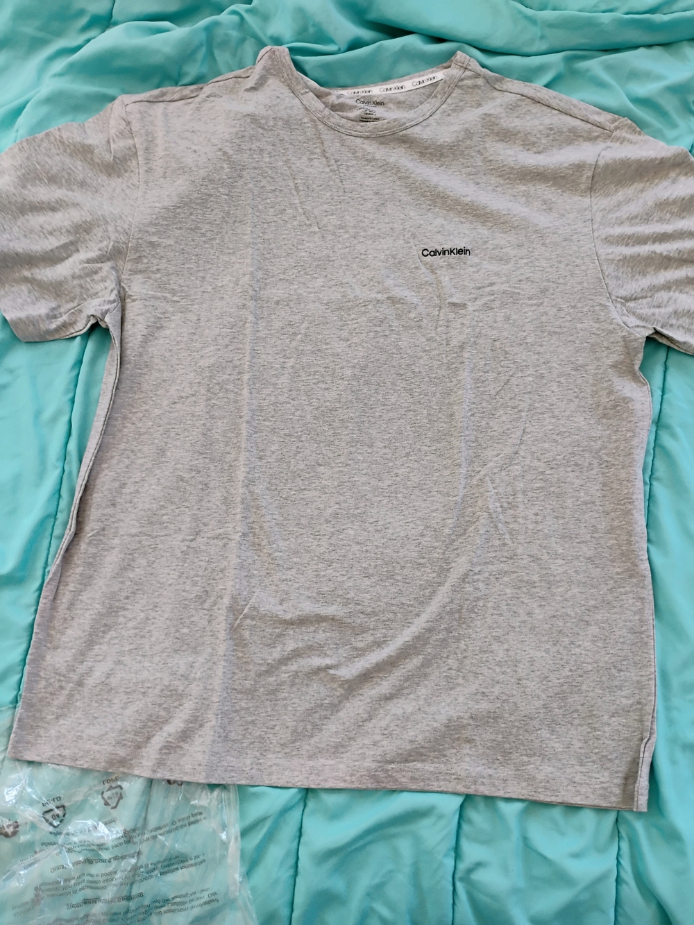 Calvin Klein Men’s Classic Crew Neck T-Shirt - Light Gray